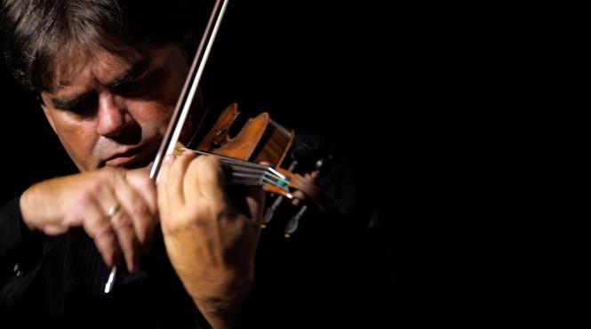 violonistul gabriel croitoru incheie turneul vioara lui enescu 2019 in acest weekend cu recitaluri la bucuresti si ploiesti