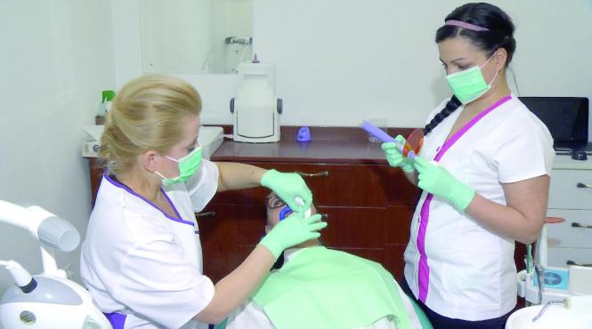 locuri de munca vacante in domeniul medical in judetul arad
