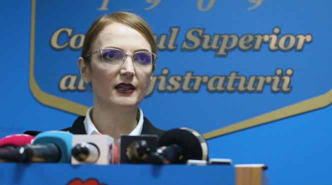 lia savonea doreste in continuare desfasurarea sedintei csm l am sunat pe procurorul general nu mi a raspuns
