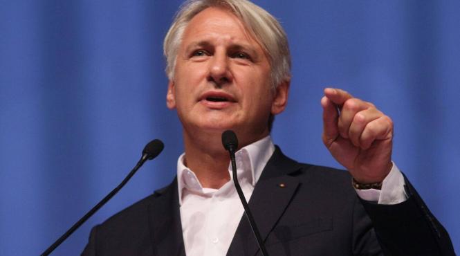 teodorovici propune achizitionarea de catre stat a recoltelor de cereale obtinute de fermierii romani la un pret corect