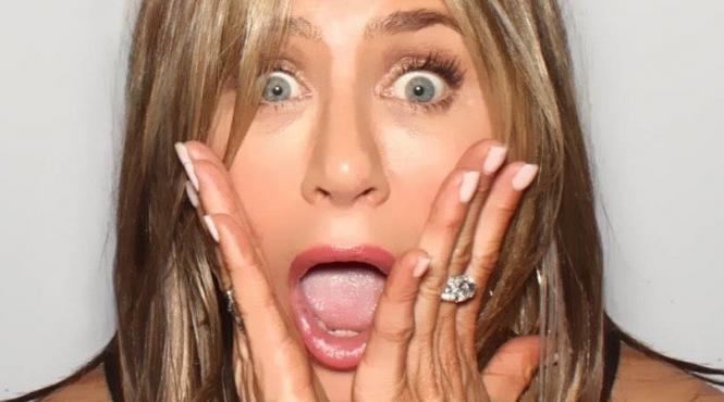 jennifer aniston a blocat aplicatia instagram dupa un selfie cu actorii din friends