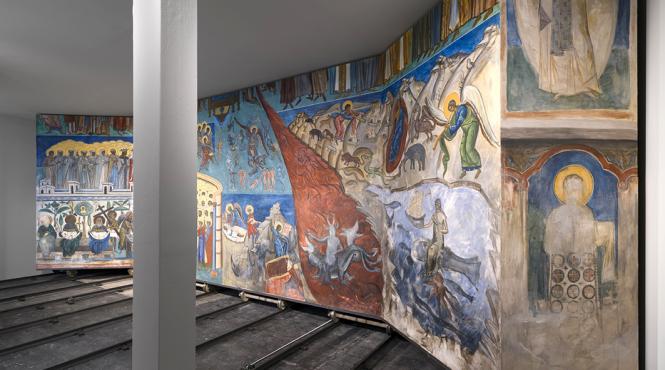 artistul vizual ciprian muresan in expozitia de la s m a k tot timpul fac referinte la istoria romaniei