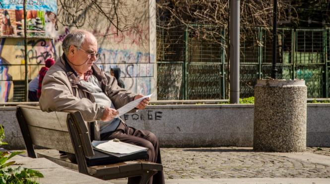 romanii peste 65 de ani mai multi cu aproape jumatate de milion