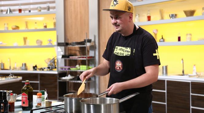 chef scarlatescu si a ales cutitul de aur