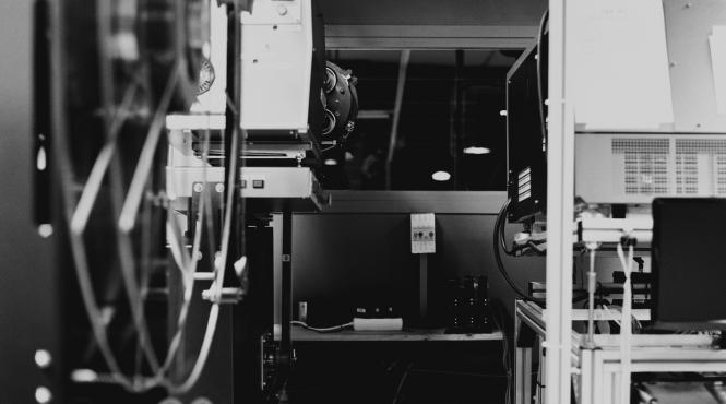 premiera romania la celebrul paris photo 2019 cu artista olivia mihaltianu si galeria anca poterasu