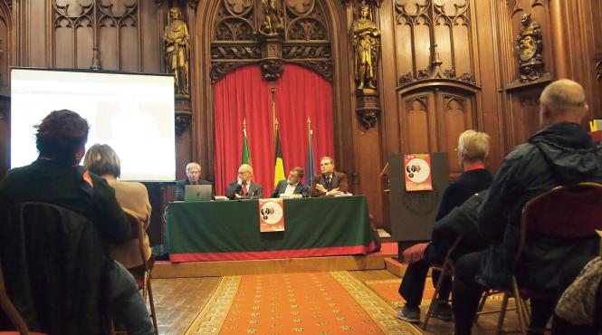 matei visniec despre anecdota am traversat povestea propriilor noastre diferente dintre est si vest