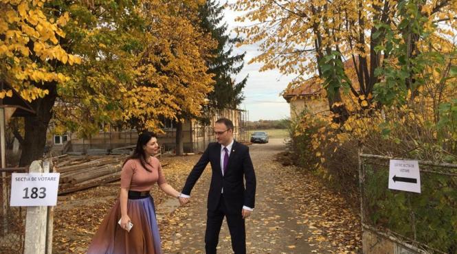 caracalul in zi de vot