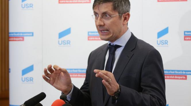 membrii usr voteaza online timp de 5 zile daca dan barna sa plece de la conducerea partidului