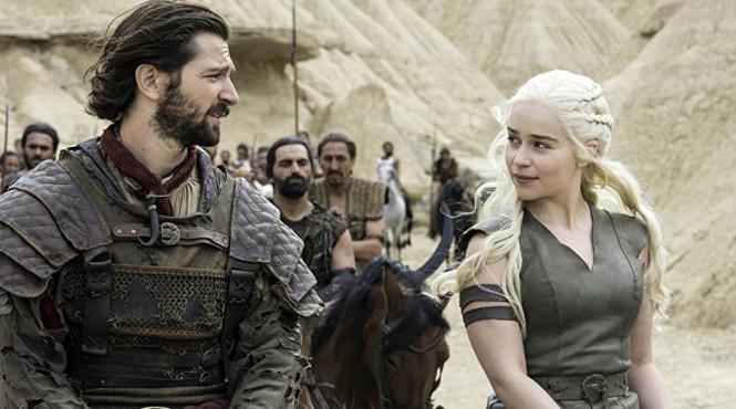 actrita emilia clarke s a simtit inconfortabil in timpul scenelor nud din game of thrones