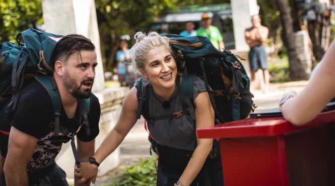 adda cel mai greu imi este sa fac dus cu apa rece din butoi in tot felul de locuri