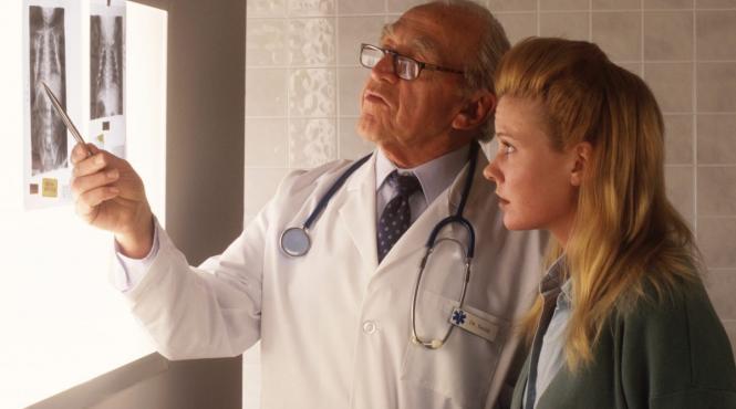 pericol de colaps implicatiile alungarii pensionarilor cu salariu