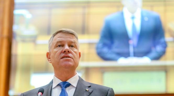 iohannis le ordona liberalilor sa acapareze toata puterea