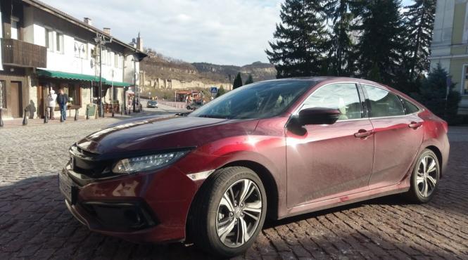 cat de autonom e noul honda civic