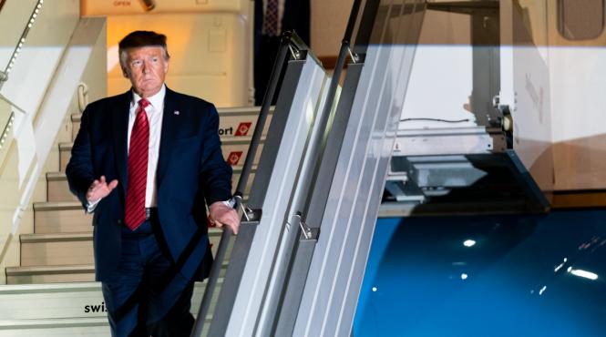 trump amenintat de destituire