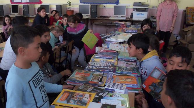 carti pentru copiii din satele romanesti