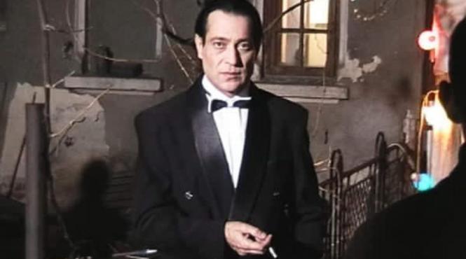 marius bodochi craciunul este linistea si pacea tihna de a fi prezent de a agata goana nebuna a vietii in cui macar pentru o clipa