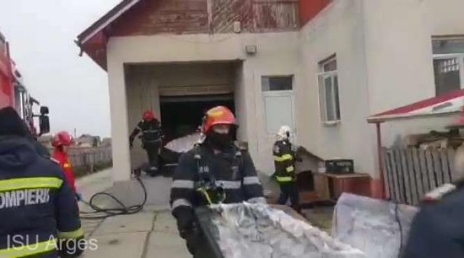 incendiu la depozitul unei firme de pompe funebre in arges