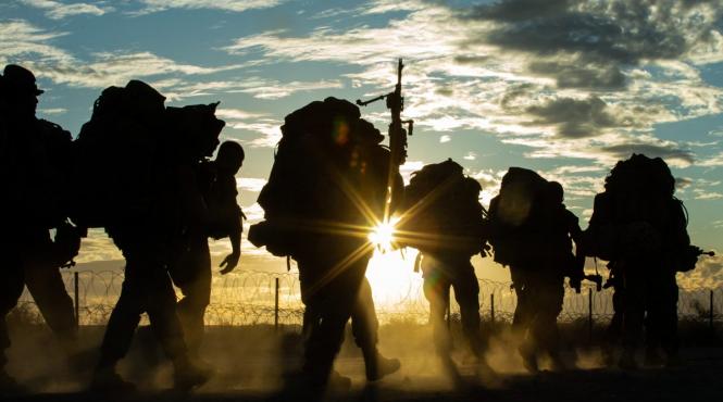 us army afara din irak parlamentul de la bagdad cere oficial guvernului retragerea trupelor straine