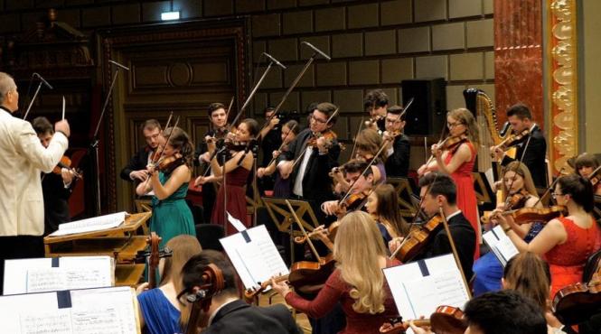concert extraordinar de ziua culturii nationale 15 ianuarie 2020 la ateneul roman orchestra romana de tineret dirijor gabriel bebeselea