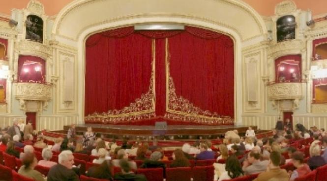 fosti directori ai operei nationale bucuresti condamnati la inchisoare pentru coruptie