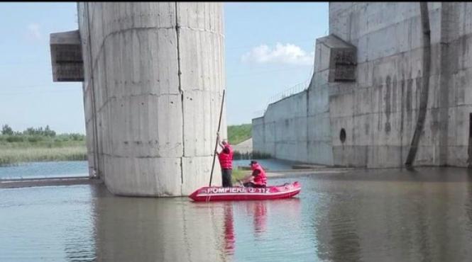 gest extrem o femeie s a aruncat de pe podul din fetesti