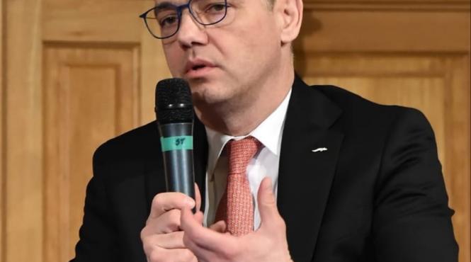 romania se imprumuta la dobanzi negative din cauza coronavirusului