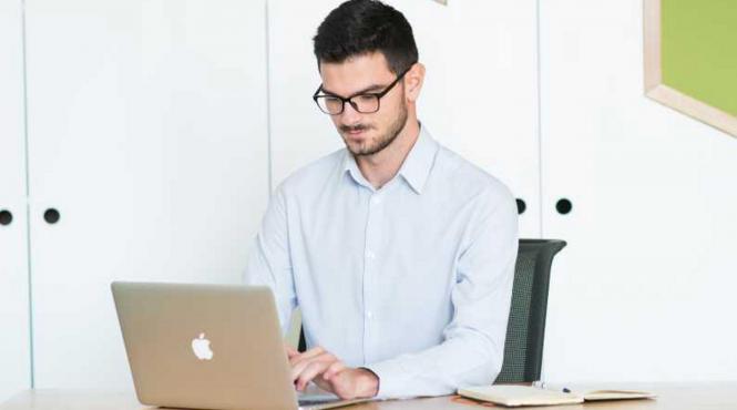 pandemia covid 19 a facut sa explodeze cererea pentru aplicatii care permit lucrul de la distanta