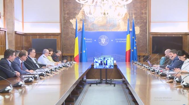 guvernul promite investitii masive si protejarea firmelor