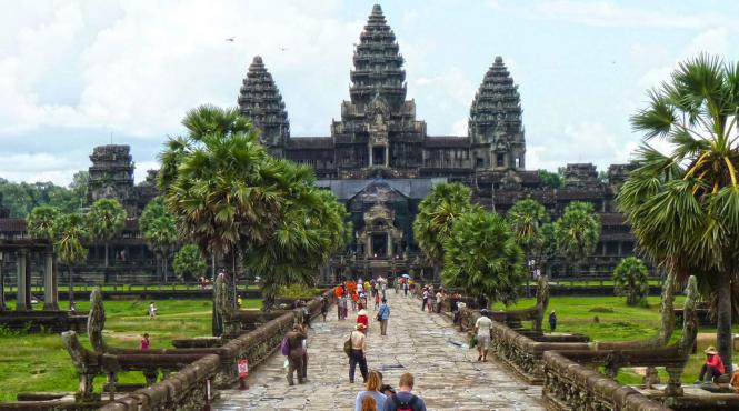 cambodgia inchide cazinourile si suspenda exporturile de orez