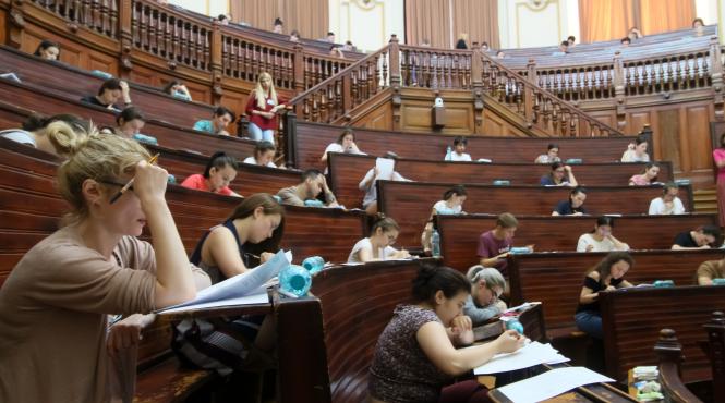 liceenii interesati de medicina