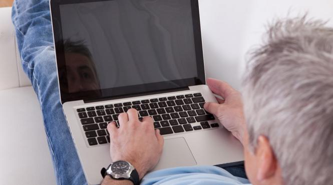 aproape un milion de aplicari online pentru locuri de munca in ultima luna