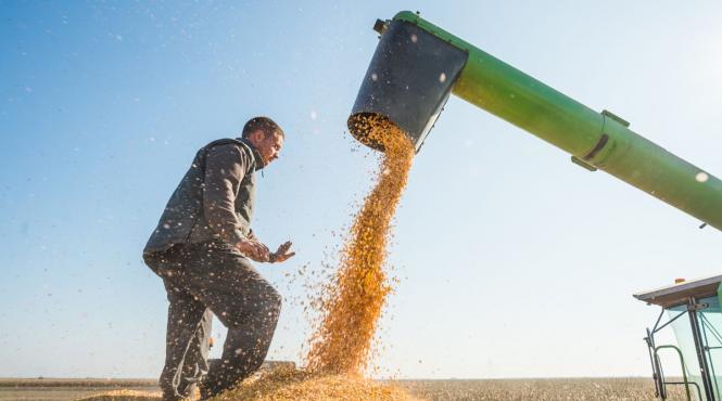 politicienii chemati sa ajute agricultura si industria alimentara