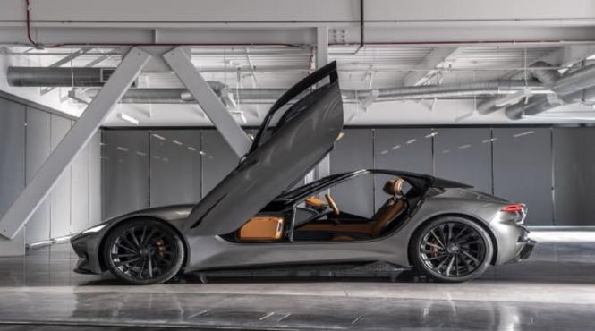 supercar electric de 1 000 de cai putere