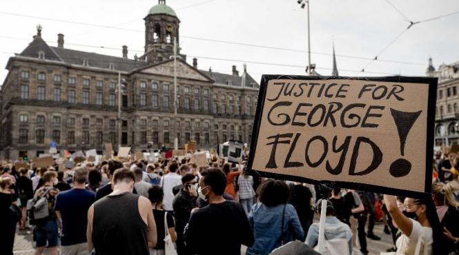 ue socata de moartea lui floyd