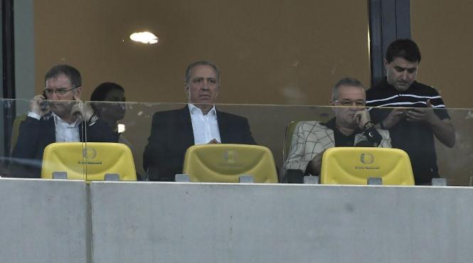 probleme pentru fcsb cel mai bun prieten al lui gigi becali are coronavirus