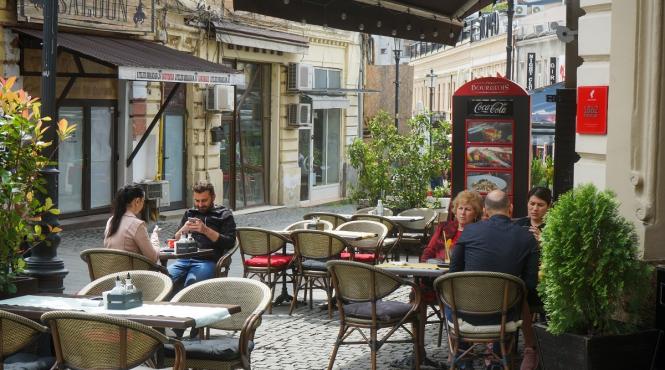 proprietarii teraselor din capitala ar putea fi scutiti de taxe pe perioada starii de urgenta