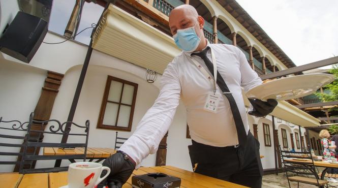 paradoxul horeca somaj si nevoie de personal