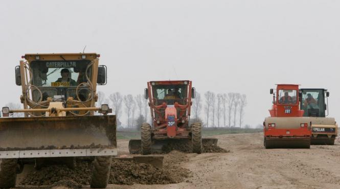 a inceput constructia tronsonului de autostrada targu mures ungheni