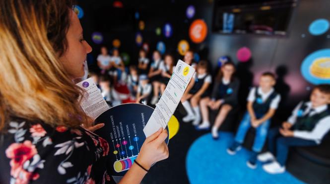 cum descopera copiii secretele banilor