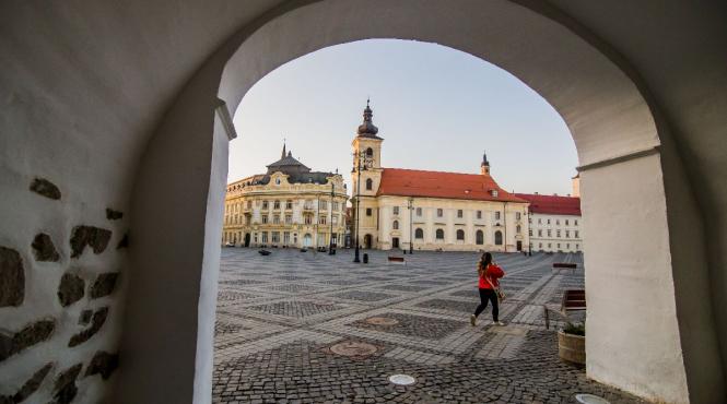 finul lui iohannis si sef al fdgr in scandal cu liberalii la sibiu