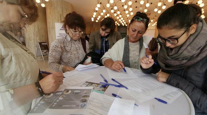 record de someri in lupta pentru joburile vacante