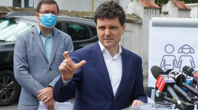 lovituri electorale inainte de debutul campaniei alegerile pentru bucuresti se anunta crunte