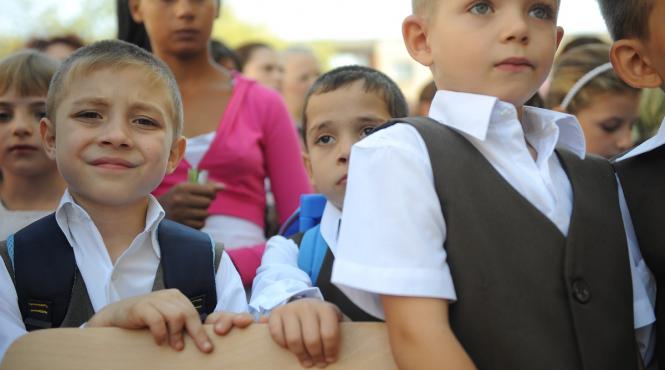 elevii nu vor vouchere pentru cumpararea de uniforme avem nevoie de acces la educatie de calitate nu de uniforme