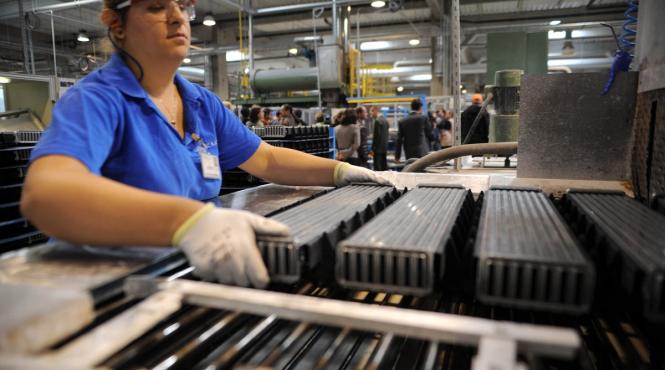 increderea in economie se topeste de la o luna la alta