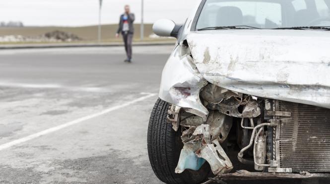 lacomia service urilor fara limita sa ti repari masina in romania mai scump ca in italia