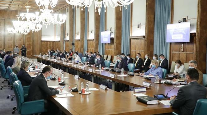 legea covid modificata pe ultima suta de metri in senat inaintea inceperii anului scolar