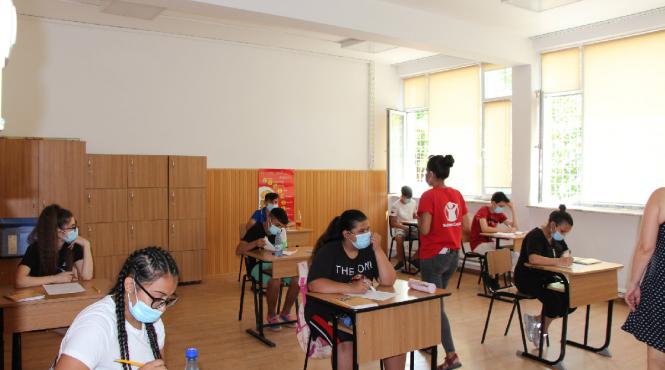 cursuri online de acasa pentru copii doar daca acestia au o boala cronica