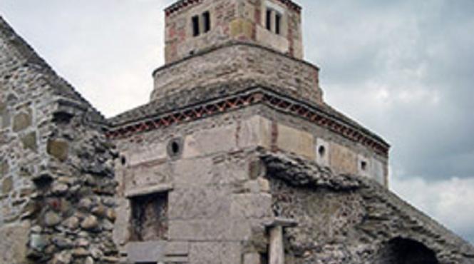 drumetii pe urmele cosonilor si ale dinozaurilor