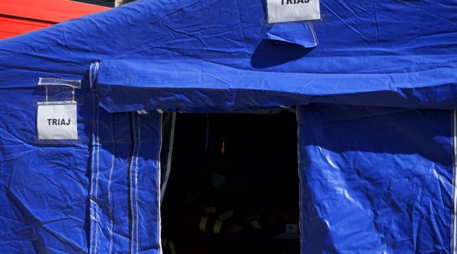 masuri covid 19 doua spitale din capitala amplaseaza corturi de triaj