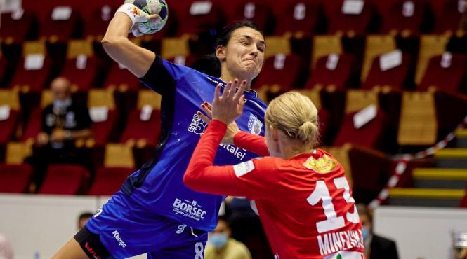 o noua victorie in liga campionilor pentru csm bucuresti echipa cristinei neagu conduce grupa